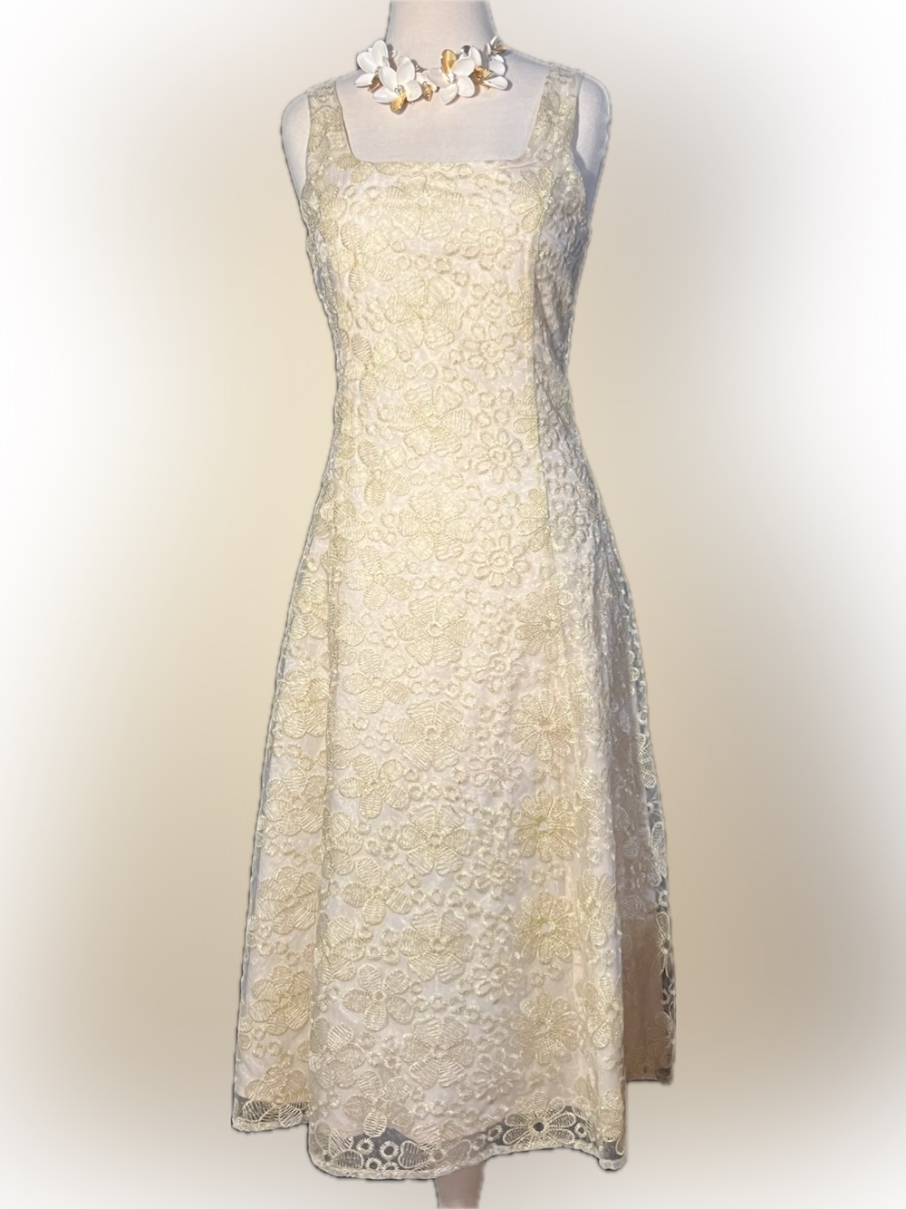 Flora Bea NYC “Delphine” Pontybridge Gold Embroidered Chiffon dress-NWT
